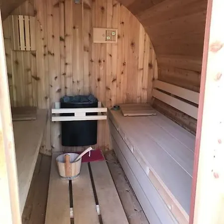 Houten Chalet/bungalow In Het Bos, Sauna, Jacuzzi Vakantiehuis *