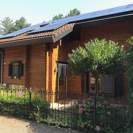 Houten Chalet/bungalow In Het Bos, Sauna, Jacuzzi