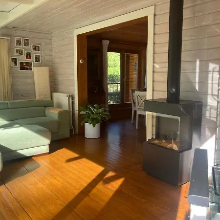 Houten Chalet/bungalow In Het Bos, Sauna, Jacuzzi בית נופש *