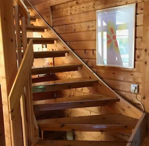 Houten Chalet/bungalow In Het Bos, Sauna, Jacuzzi